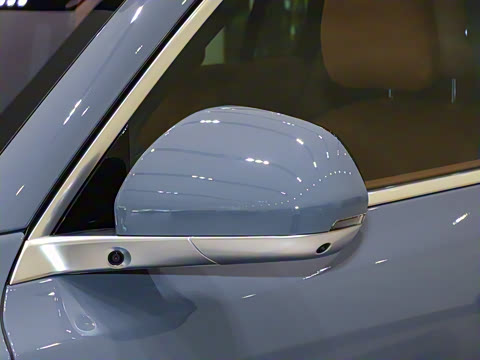 2025�� Ultra ���ܻ��°�