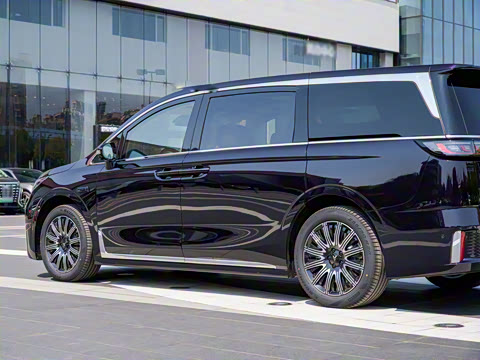 2025�� EV �������Ǭ����