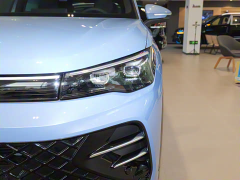 2024�� PRO 330TSI ����R-Line�����