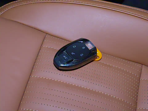 2025�� E9 ������� ����