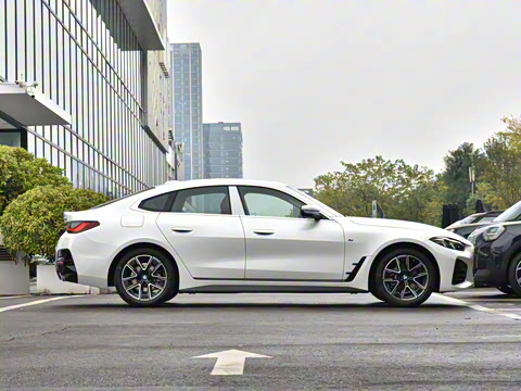 2024�� 425i Gran Coupe M�˶���װ