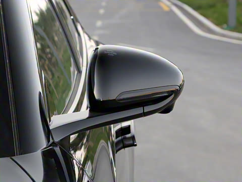 2025�� 505����Plus��