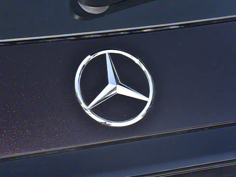 2025�� �Ŀ� GLC 260 L 4MATIC ������