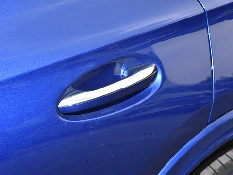 2024��  �Ŀ� GLC 260 L 4MATIC ������ 5��