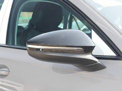 2025�� Pro 380TSI �ǿ���ҫ��