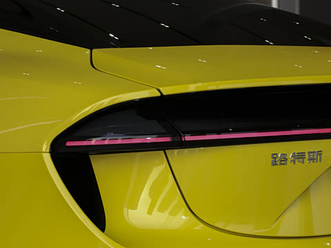 2025�� 600 ������