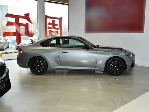 2025�� 225i M�˶���ҹ��װ
