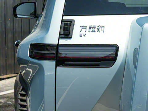 2025�� 501KM ����Pro��