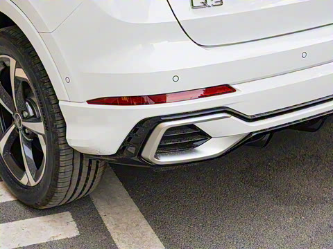 2025�� quattro 45�����ذ� 35TFSI ʱ�ж�����