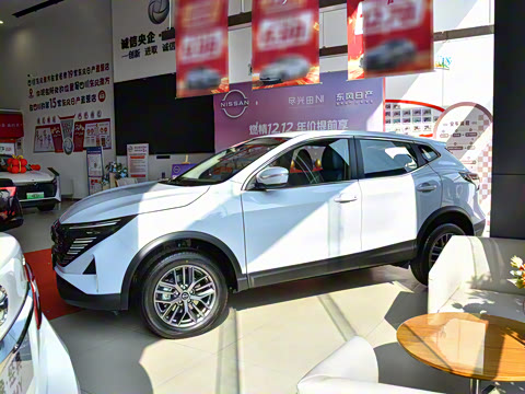 2025�� ���� 2.0L CVT XV���İ�