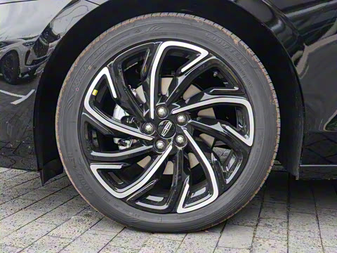 2025�� 2.0T ��ʿ�ر��