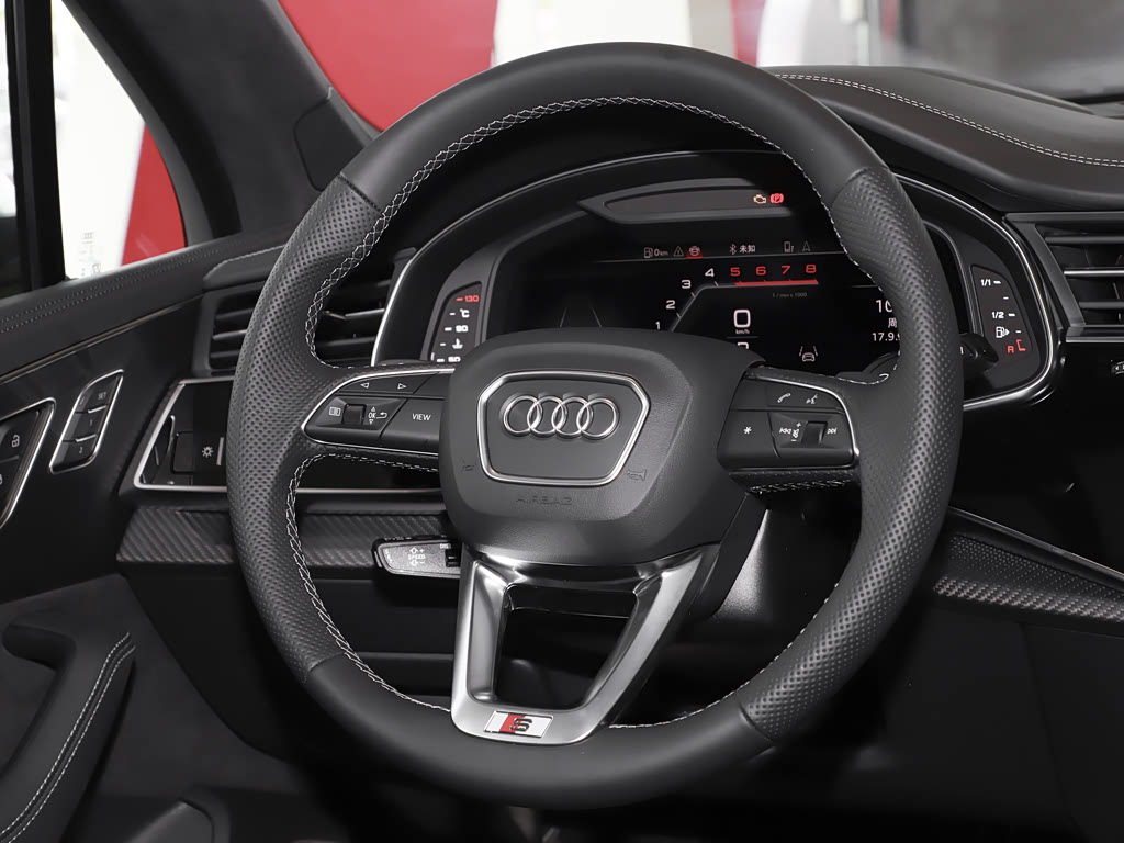 Audi SQ7 I (4M), Внедорожник 5 дв.: фото поколения