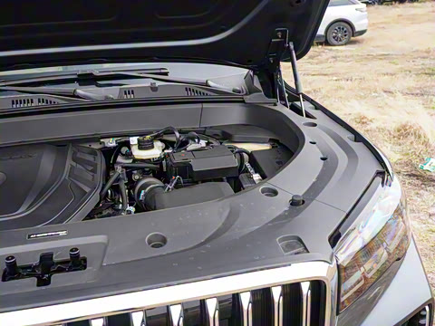 2025�� ������ 2.0TD �Զ����ǰ�