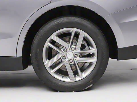 2025�� 610km PLUS