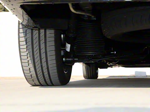 2025�� 2.0T ����������