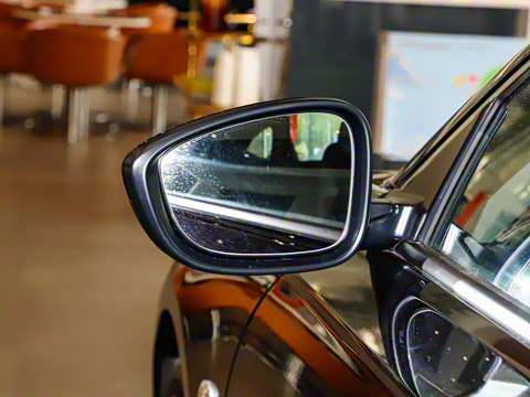 2025�� �˶�ϵ�� 260TURBO ���ʰ�