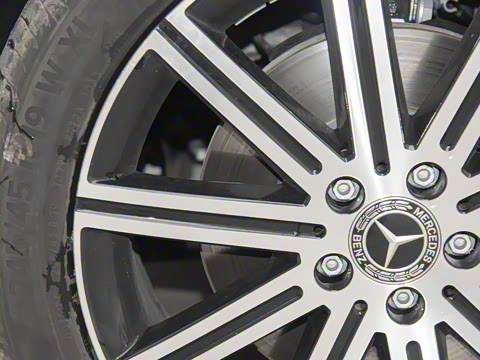 2024�� V 300 L ���������