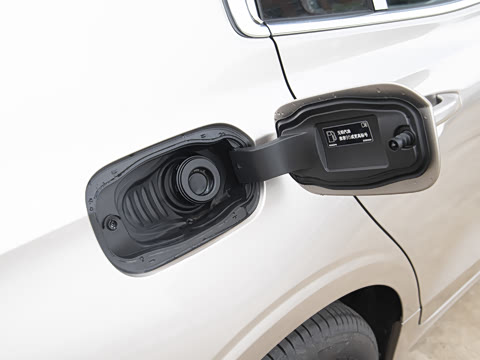 2025�� B4 ���ݺ�����