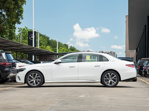 2024�� �Ŀ� E 300 L ʱ����