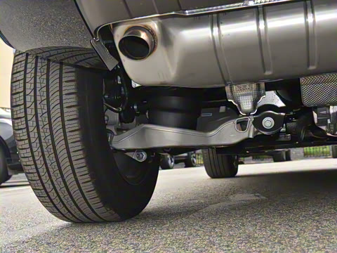 2025�� 110 3.0T P400 X-Dynamic SE