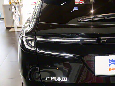 2025�� ����������Plus