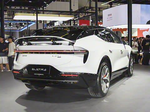 2025�� 600 ������