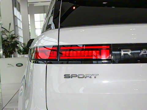 2024�� 400PS Dynamic SE