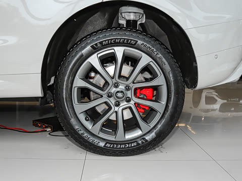 2024�� 400PS Dynamic SE