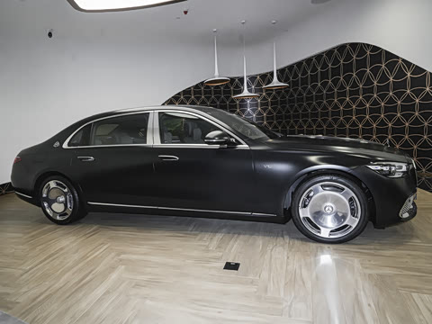 2024�� S 680 4MATIC