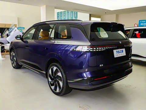 2025�� 636Ultra���Ȱ� 5��