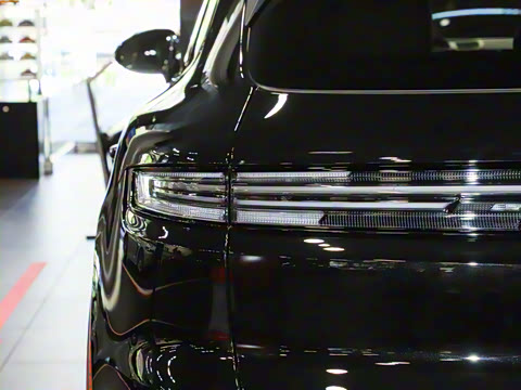 2025�� Cayenne 3.0T ���۰�