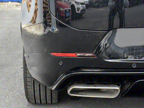 2025�� 400PS Dynamic HSE