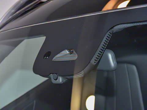 2025�� GLB 220 ������