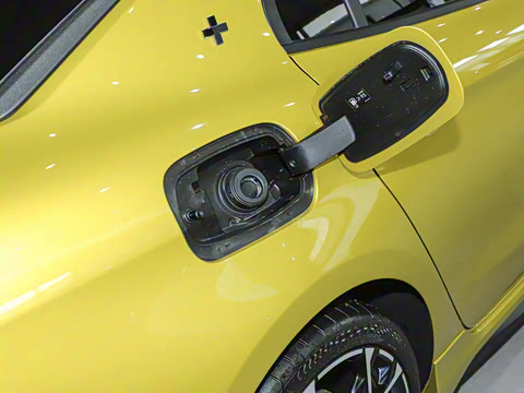 2025�� 03+ 2.0TD �Զ�Ԧ���