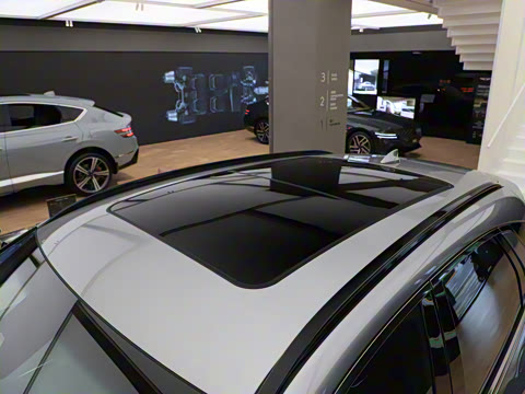 2025�� 2.5T �����콢��