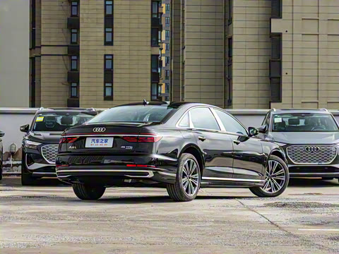 2025�� A8L 45 TFSI quattro ������