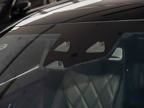 2025�� �Ŀ� S 680 4MATIC ��ҹ��