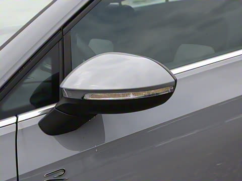 2025�� �Ŀ�� 300TSI R-Line