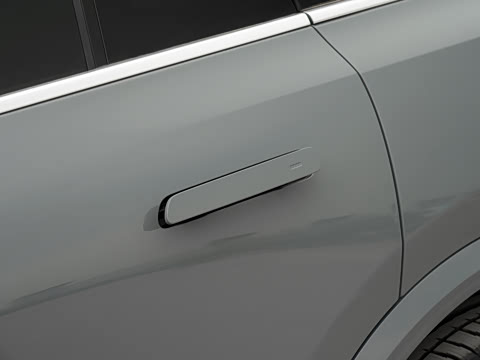 2025�� Ultra ���ܻ��°�