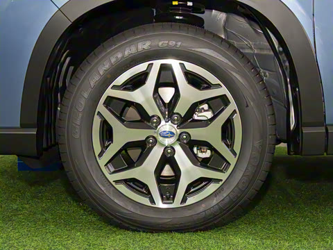 2024�� 2.0i AWD ������