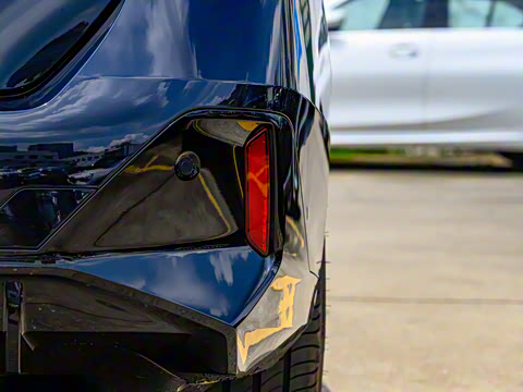 2024�� xDrive M60