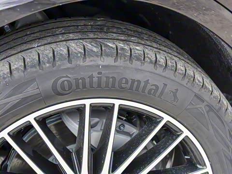 2025�� �Ŀ� GLC 300 L 4MATIC ������ 5��