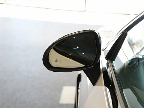 2025�� AMG CLE 53 4MATIC+ ���ܳ�