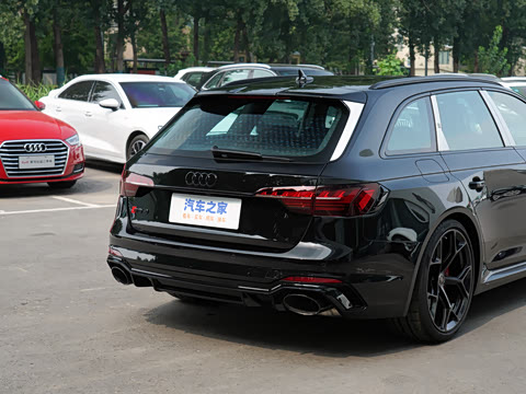 2024��  RS4 Avant ȼ���