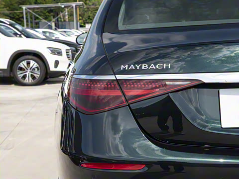 2024�� �Ŀ� S 480 4MATIC