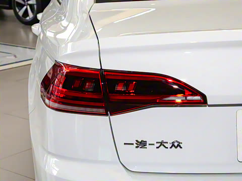 2025�� 280TSI DSG���а�