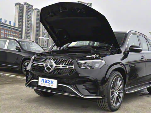 2025�� �Ŀ� GLE 450 4MATIC ������