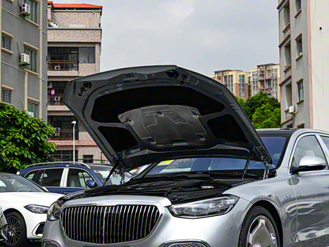 2025�� �Ŀ� S 680 4MATIC