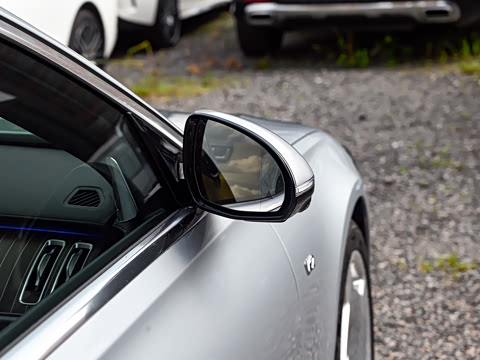 2025�� �Ŀ� S 680 4MATIC