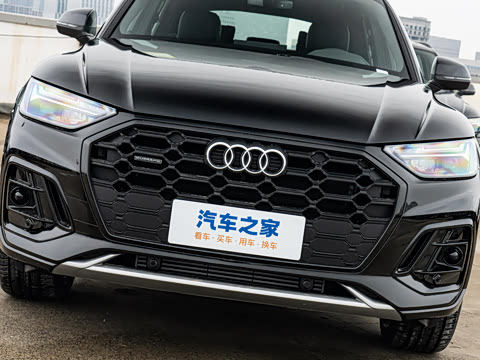 2025�� 40 TFSI ����������